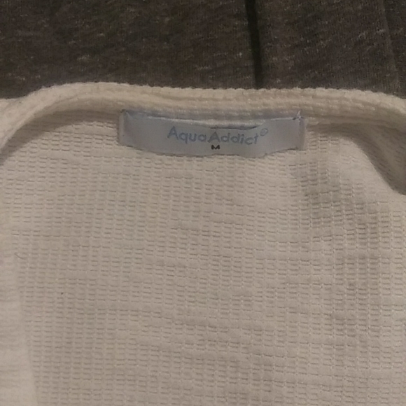 Aqua addict Swim top - Picture 3 of 4